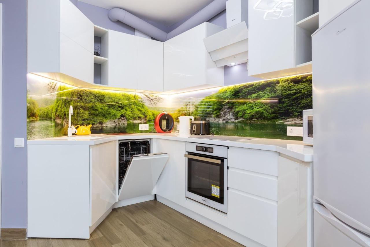 Квартира У Будинку З Власним Бомбосховищем Біля Жд Вокзалу 50 М2 Apartment Kiev Bagian luar foto