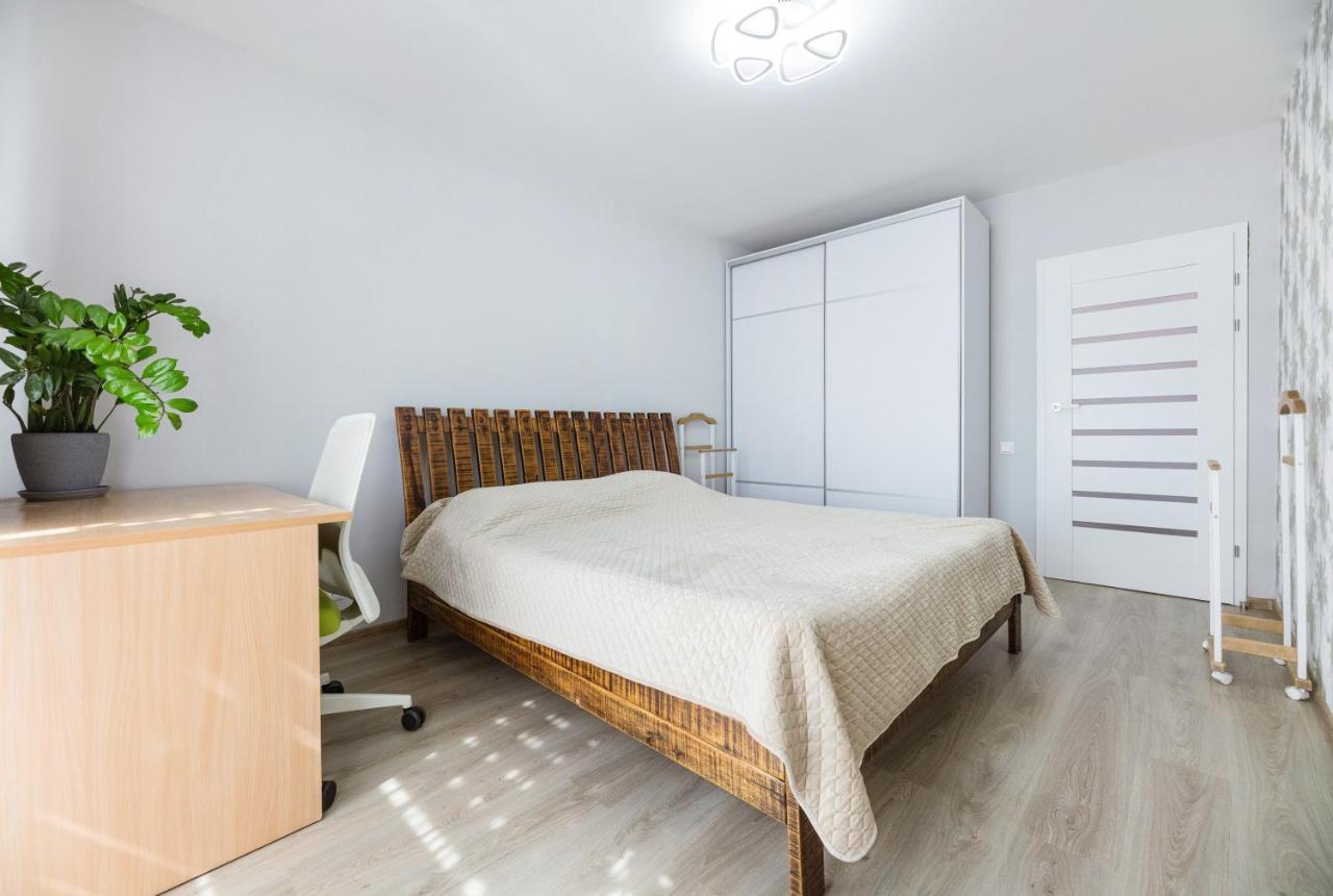 Квартира У Будинку З Власним Бомбосховищем Біля Жд Вокзалу 50 М2 Apartment Kiev Bagian luar foto