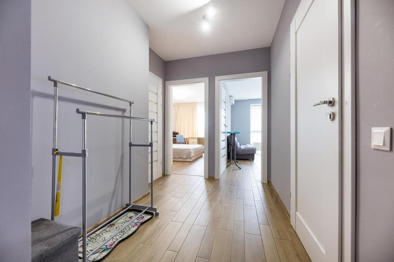Квартира У Будинку З Власним Бомбосховищем Біля Жд Вокзалу 50 М2 Apartment Kiev Bagian luar foto